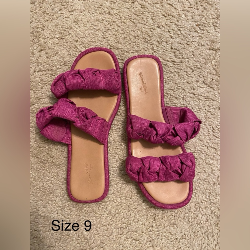 Women’s sandals